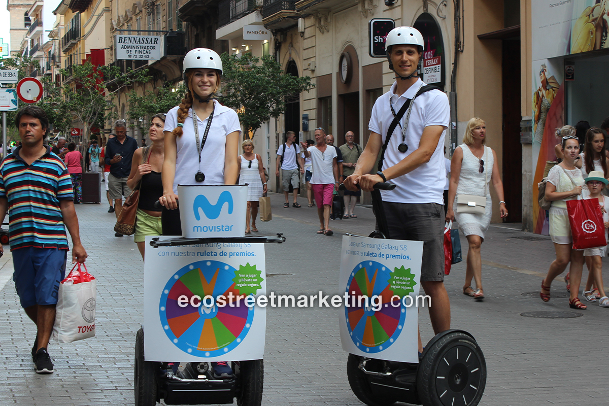 Activación con segway en ciudad