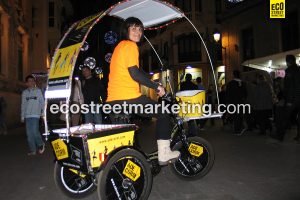 Eco Street Marketing Triciclo con publicidad en España